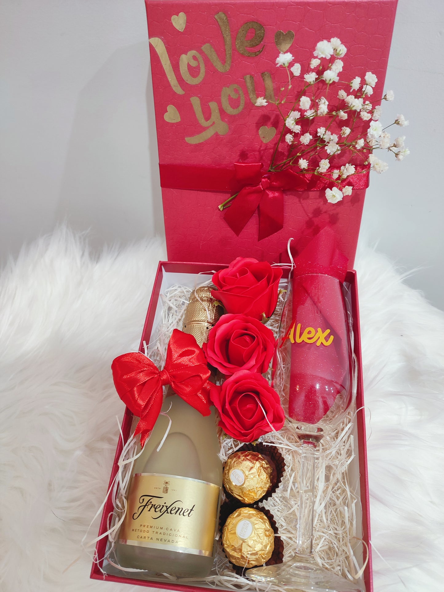 ''La caja del romance''