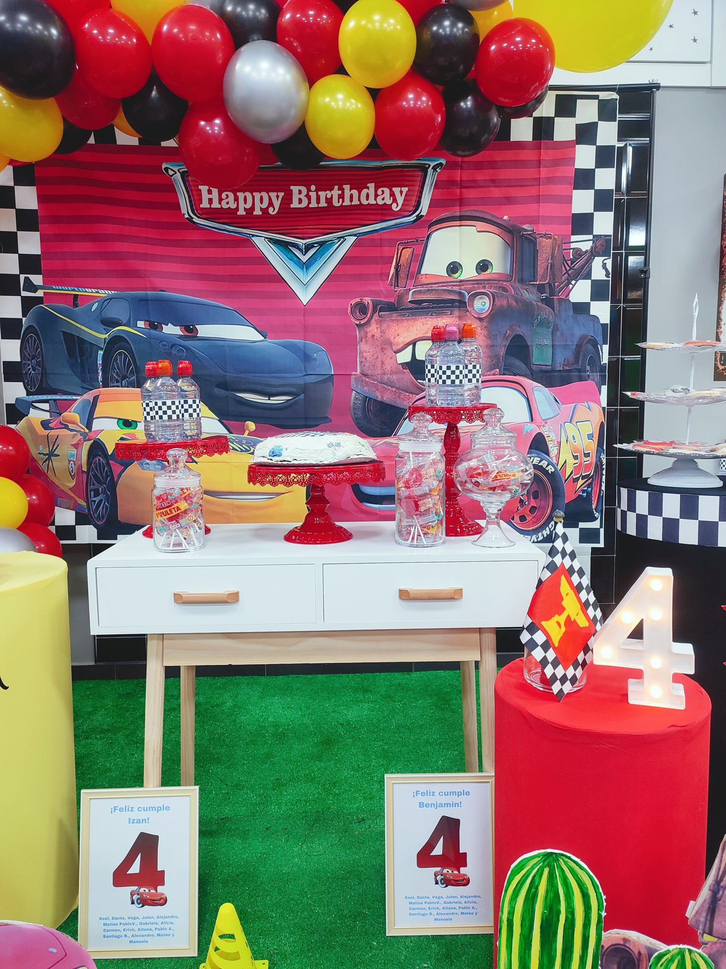 ''Decoración Rayo Mac Queen''