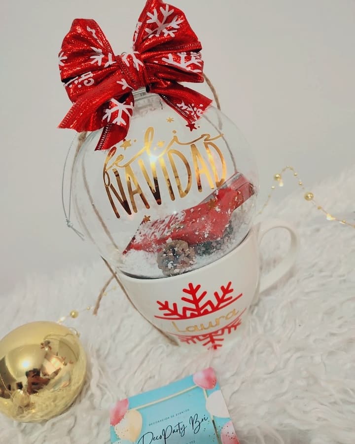 Taza + bola sorpresa navideña