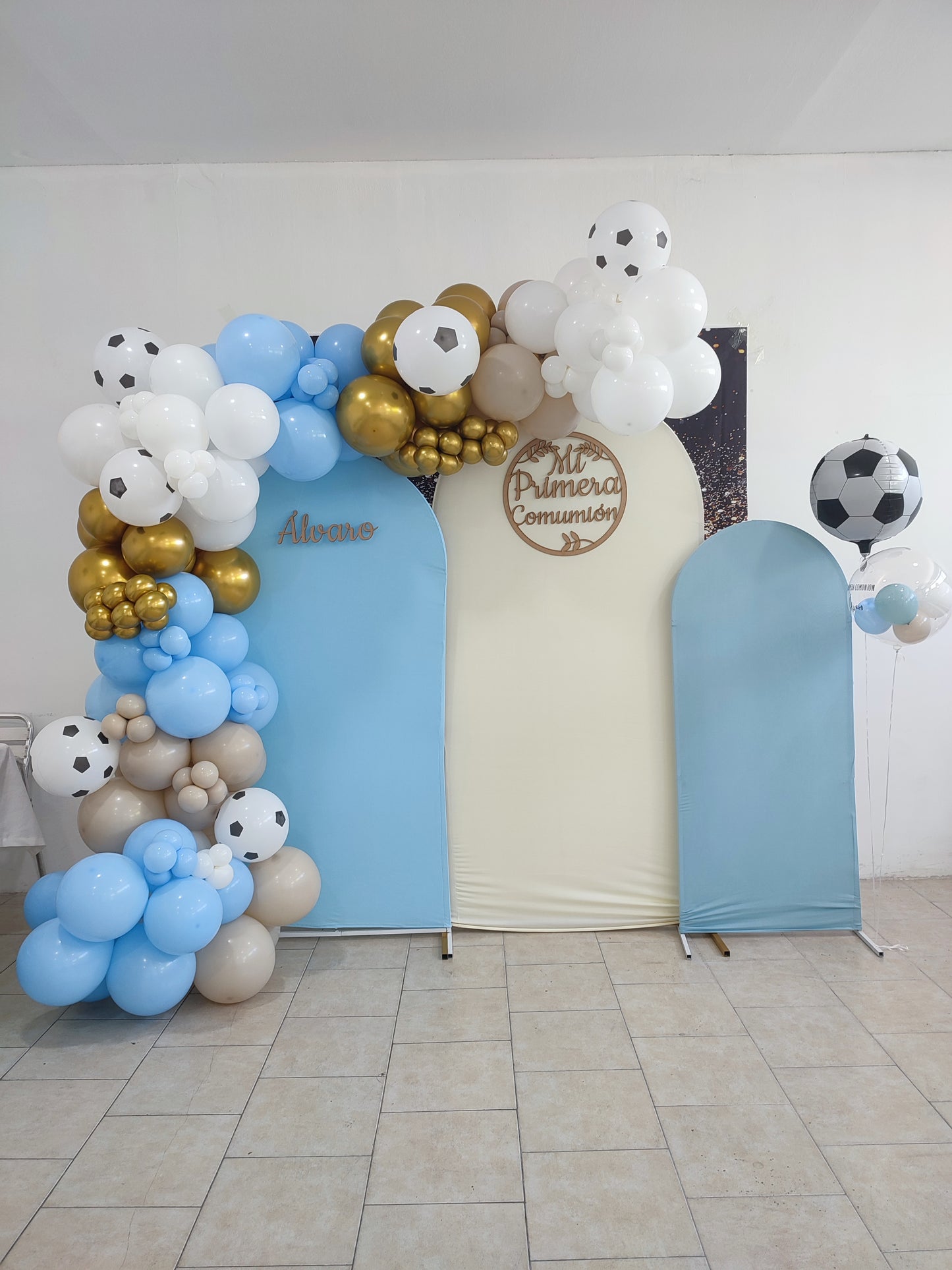 Decoración tres puertas