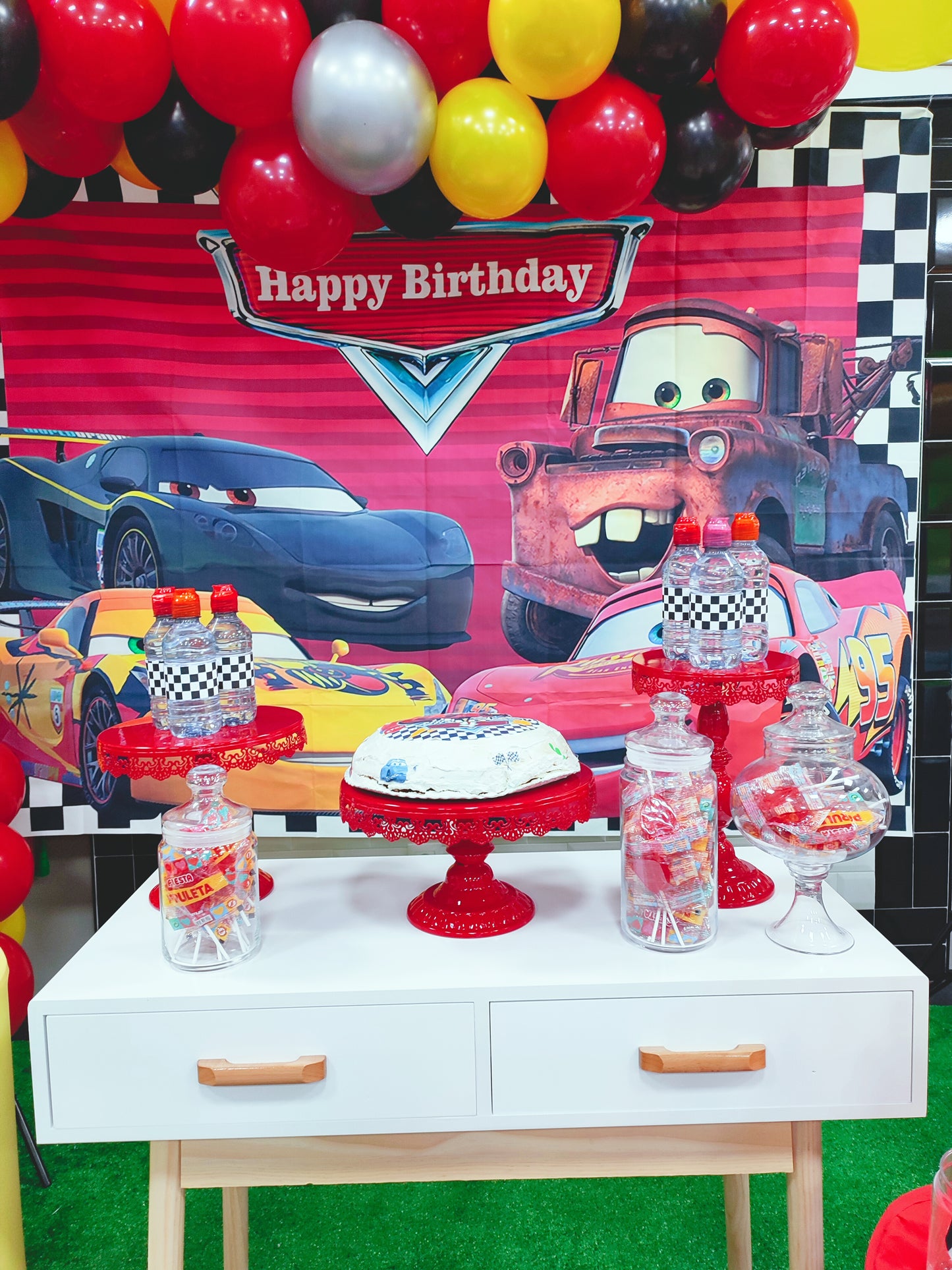 ''Decoración Rayo Mac Queen''